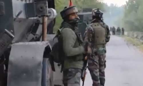 कश्मीर घाटी में सुरक्षाबलों ने 3 आतंकी को किया ढ़ेर