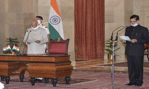 राष्ट्रपति ने संजय कोठारी को सीवीसी पद की शपथ दिलाई