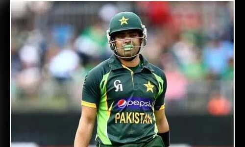 उमर अकमल पर लगा तीन साल का बैन