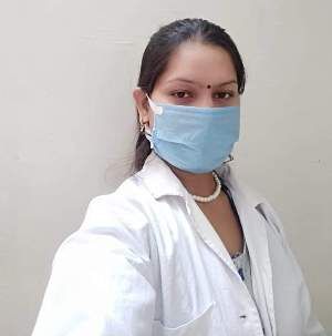 अग्रिम योद्धा के रूप में रेखा राठौर कोरोना की जंग में दे रही हैं योगदान अग्रिम योद्धा के रूप में रेखा राठौर कोरोना की जंग में दे रही हैं योगदान