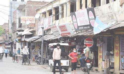 यूपी में करीब 40 दिन बाद टूटा सड़कों का सन्नाटा यूपी में करीब 40 दिन बाद टूटा सड़कों का सन्नाटा