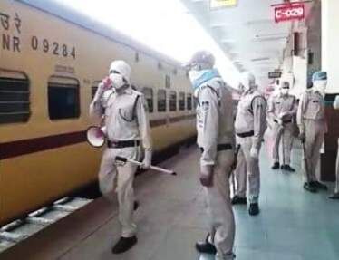 ग्वालियर : विशेष ट्रेन से मजदूर लुधियाना से वापिस आये