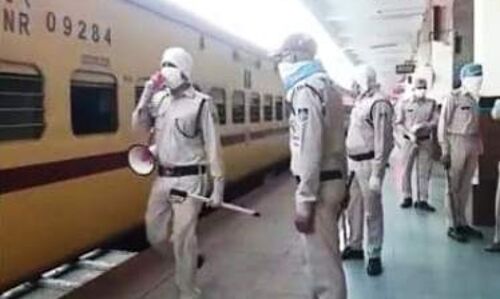 ग्वालियर : विशेष ट्रेन से मजदूर लुधियाना से वापिस आये