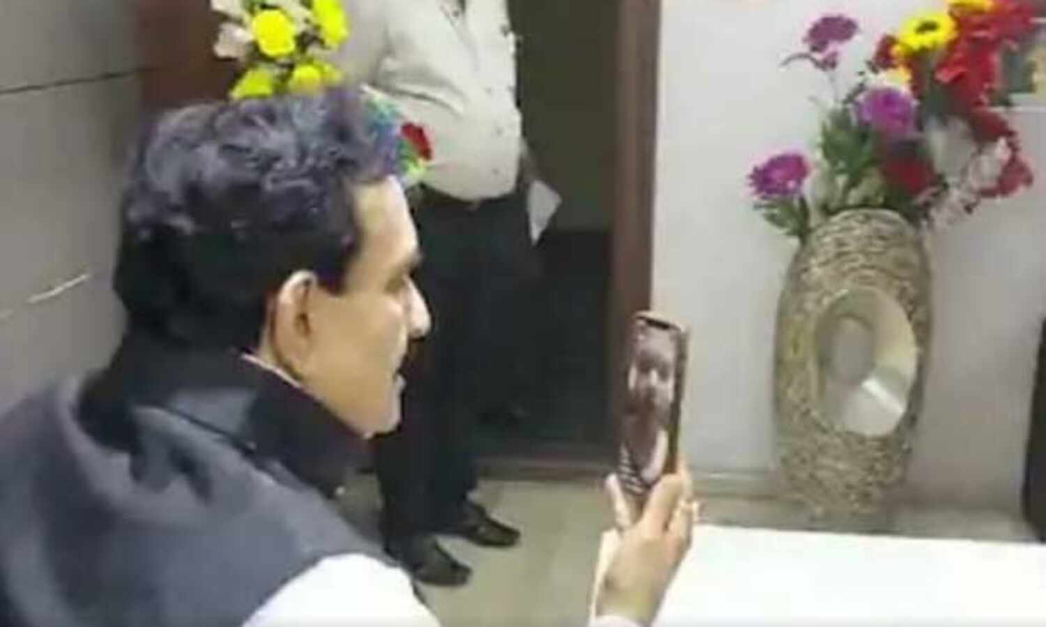 कोरोना से हारे  टीआई पाल की बेटी बनेगी एसआई, सरकार ने दी अनुकंपा नियुक्ति