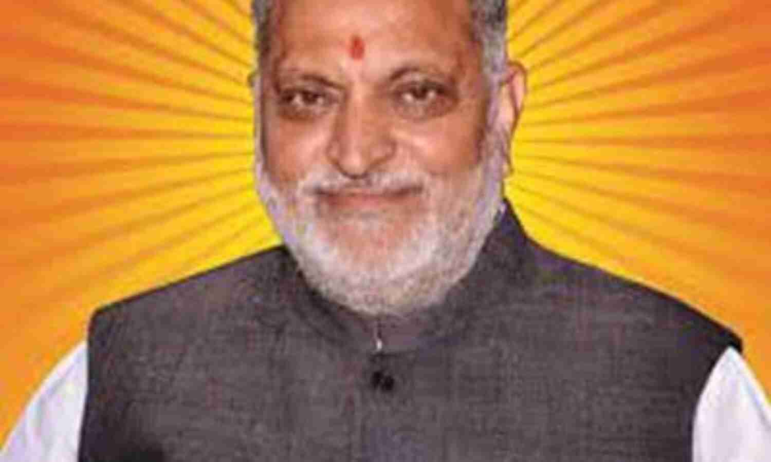 रविकांत ने बैठाया महामृत्युंजय का पाठ