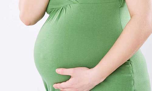 गर्भवती महिलाओं, दिव्यांगों को दफ्तर फिर से आना शुरू करने से दें छूट : केंद्र