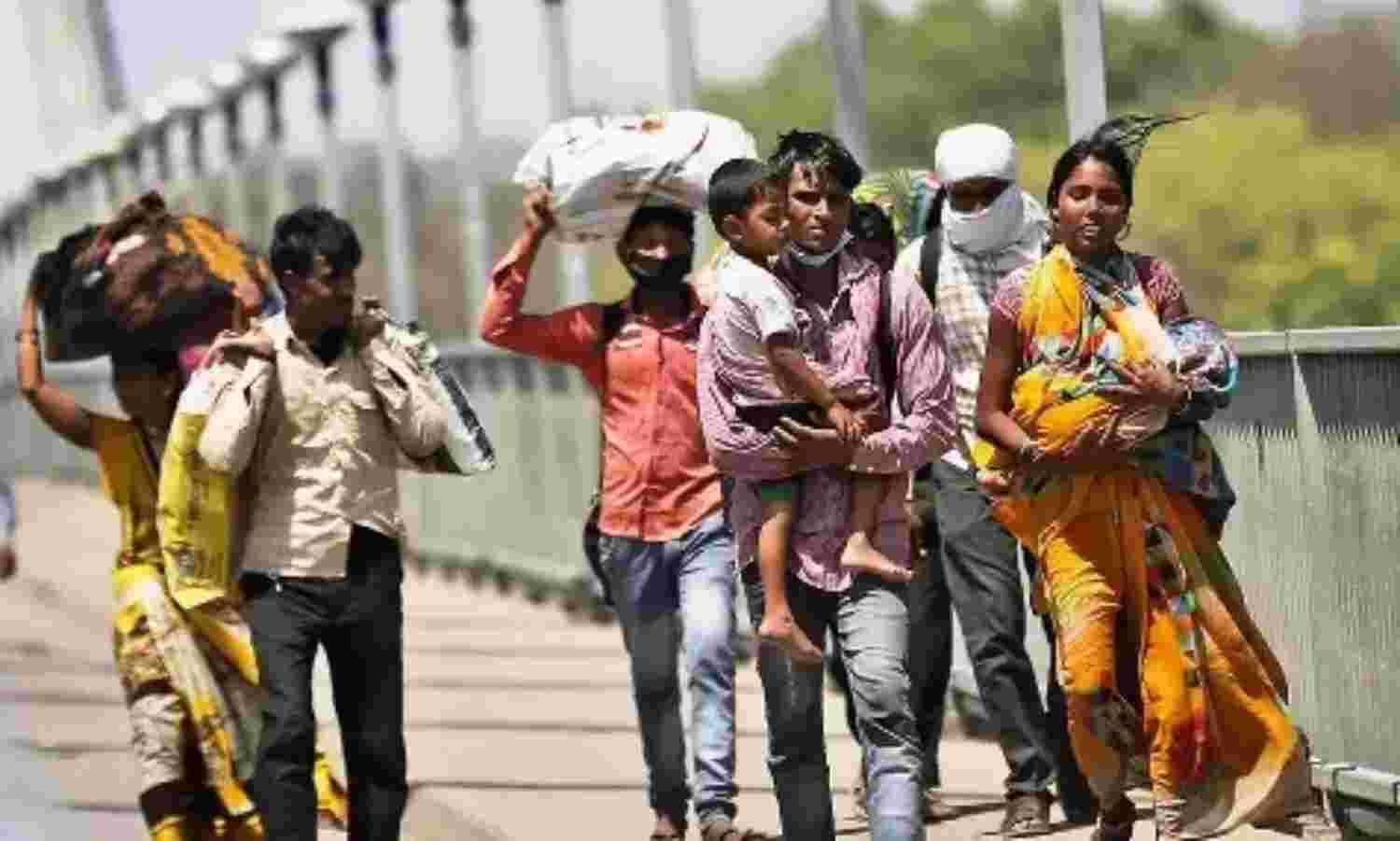 क्या प्रवासी मजदूर भोजन के लिए तरसने वाले लोग हैं या देश की एकता के सेतु । क्या प्रवासी मजदूर भोजन के लिए तरसने वाले लोग हैं या देश की एकता के सेतु ।