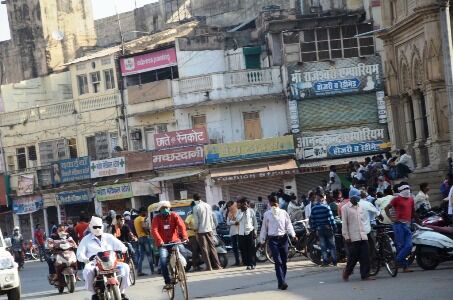 ग्वालियर :रविवार को खुला और बंद रहा बाजार, आज पूरा खुलेगा