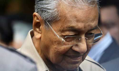 कश्मीर पर पाक के सुर में सुर मिलाने वाले मलयेशियाई PM पार्टी से बाहर