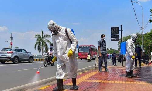 देश में कोरोना बना रहा रिकॉर्ड पर रिकॉर्ड