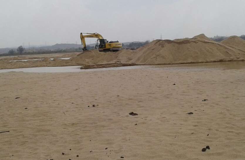 नियमों के दायरे में रेत ठेकेदारों को मिली राहत