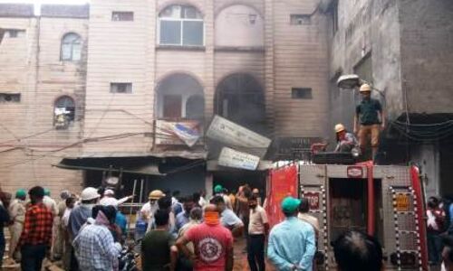 ग्वालियर : स्टेशनरी की दुकान में लगी आग, लाखों का हुआ नुकसान