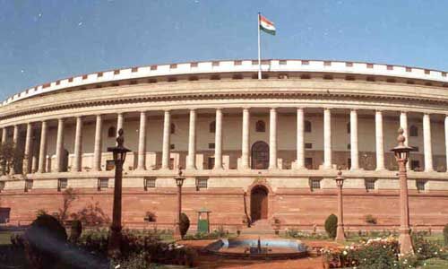 गुजरात : राज्यसभा चुनाव से पहले कांग्रेस में इस्तीफे, भाजपा को लाभ