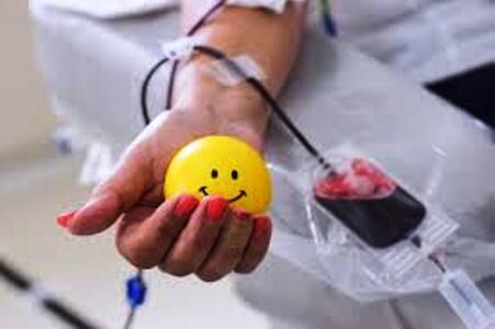 महाराष्ट्र में कोरोना संकट के चलते रक्त की हुई कमी, सीएम ने की रक्तदान की अपील