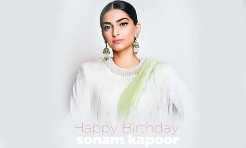 35 साल की हुईं बॉलीवुड की मस्सकली