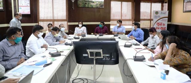 फीवर क्लीनिकों को सशक्त बनाएं ,कलेक्टर ने इंसीडेंट कमांडरों को दिए निर्देश