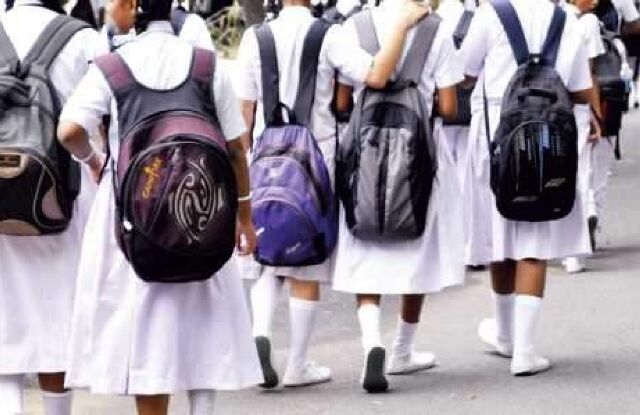 कंटेनमेंट जोन में नहीं खुलेंगे विद्यालय, पालकों की सहमति पर ही होगा प्रवेश