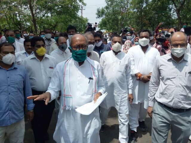 मुख्यमंत्री शिवराजसिंह पर FIR कराने दिग्विजय पहुंचे थाने