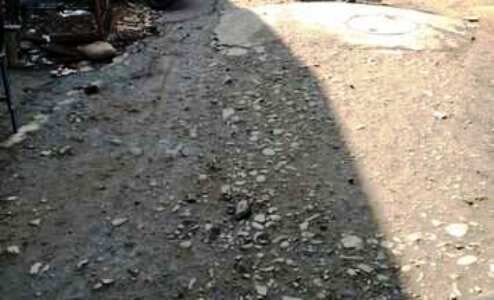खुदी सड़कें बनी मुसीबत, बारिश होने पर होंगे हादसे