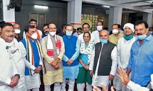 भाजपा को मिला निर्दलीय विधायकों का साथ,कांग्रेस ने दिग्विजय को दी पहली वरीयता