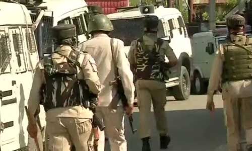जम्मू-कश्मीर : सुरक्षाबलों ने तीनों आतंकियों को किया ढेर