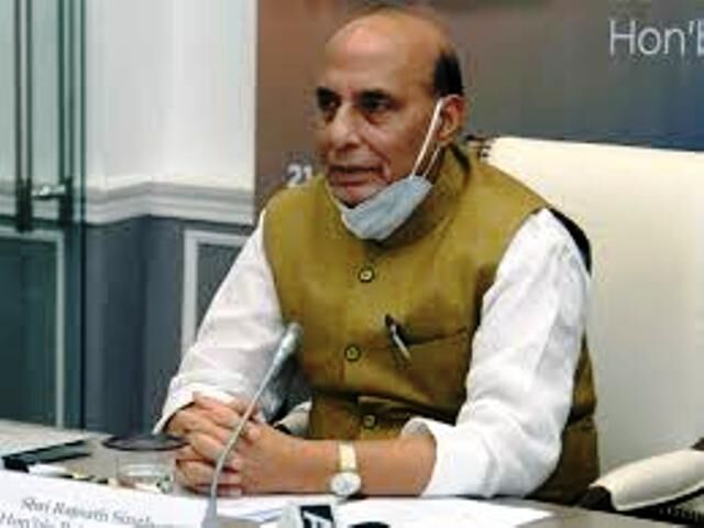 एलएसी मुद्दे पर राजनाथ ने की समीक्षा बैठक, सीडीएस व तीनों सेना अध्यक्ष हुए शामिल