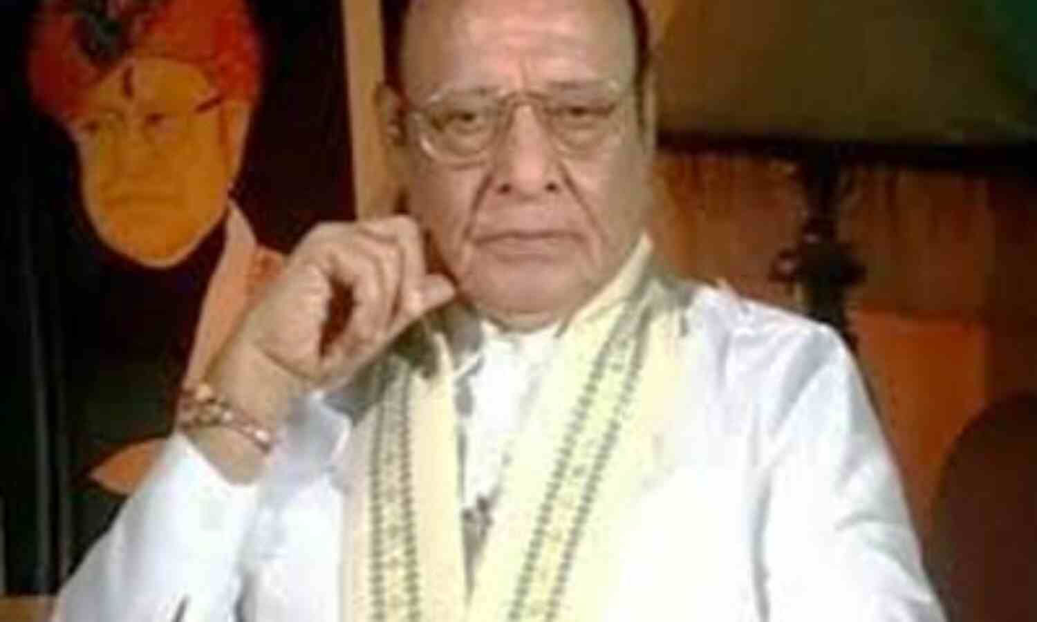 गुजरात में राकांपा को झटका, वाघेला ने छोड़ी पार्टी