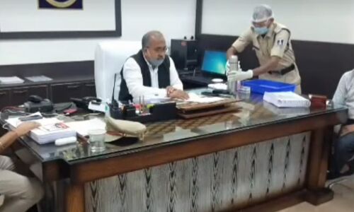 आईजी राजाबाबू सिंह ने अपराधियों को पकड़ने डाटा बैंक बनाने के दिए निर्देश