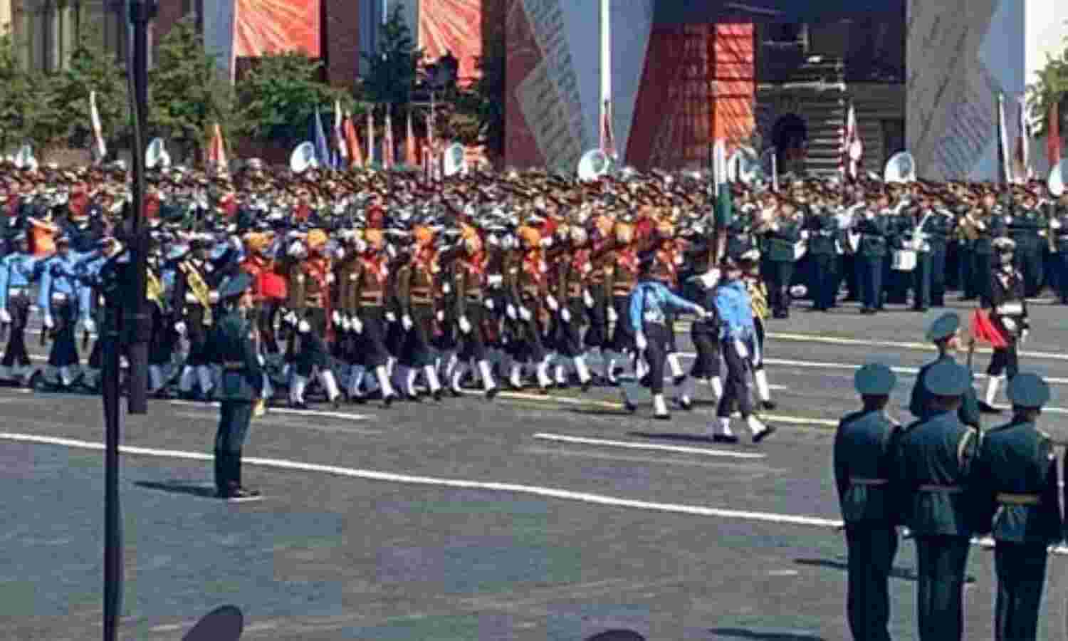 मॉस्को के रेड स्क्वॉयर पर भारतीय सेना ने दिखाया दम