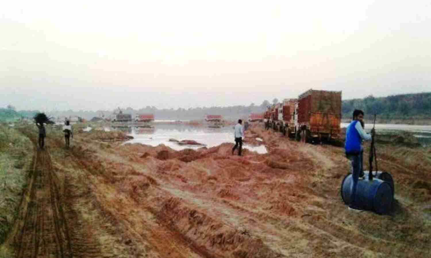 रेत ठेकेदार ही बने सरकारी खजाने के लुटेरे, ठेका लेकर निकाले अनूठे तरीके