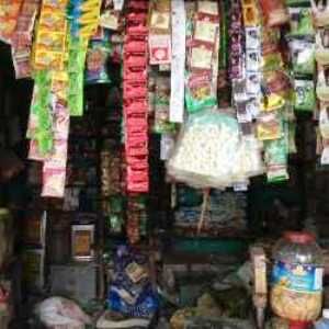 कॉलोनियों में बढ़ता कारोबार बना लोगों के लिए मुसीबत