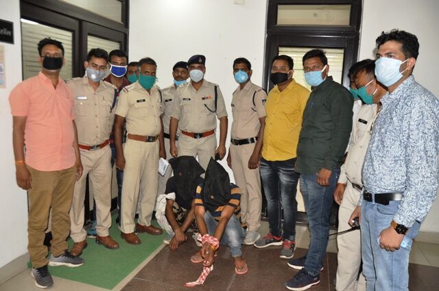पुलिस को मिली बड़ी सफलता, 24 घंटे में लूट के आरोपी गिरफ्तार