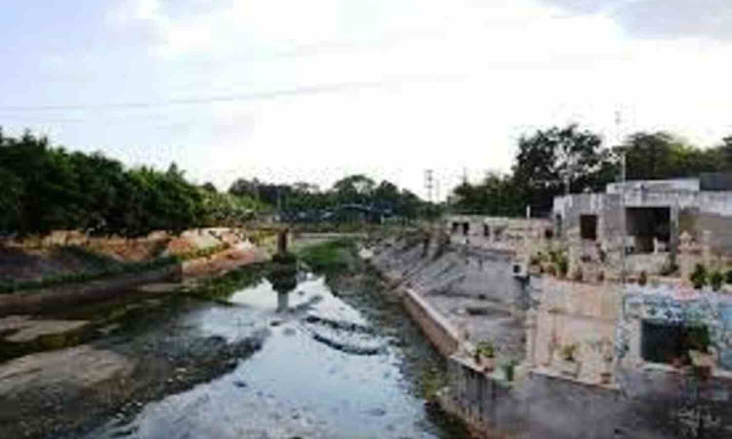 स्वर्ण रेखा का कायाकल्प करने का दावा बेमानी, कई अधिकारी आए और चले गए