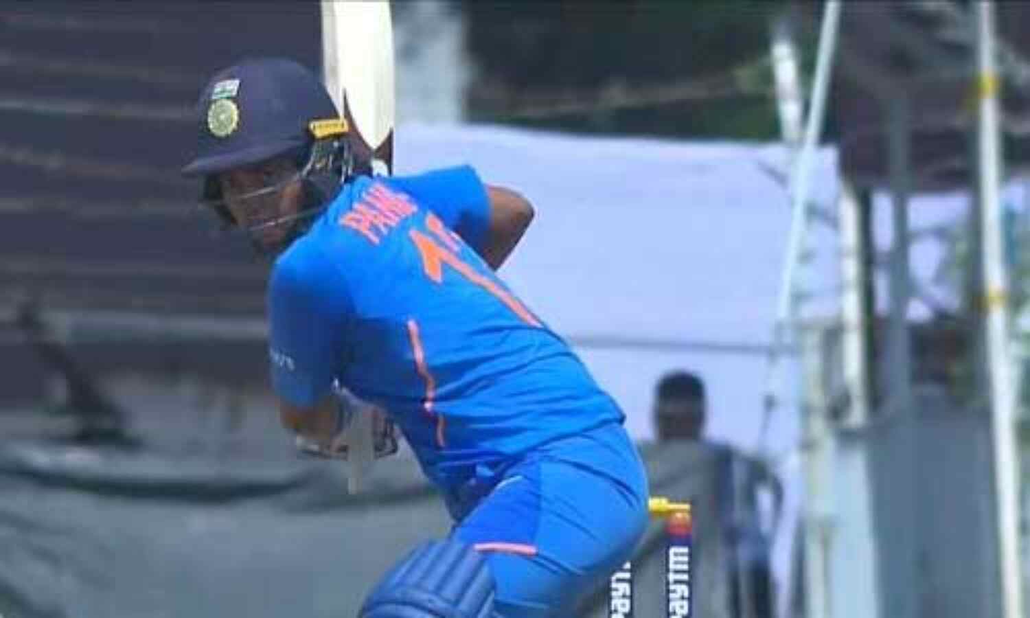 महिला क्रिकेट की बेहतरी के लिए जमीनी स्तर पर विकास करने की जरूरत : शिखा पांडे