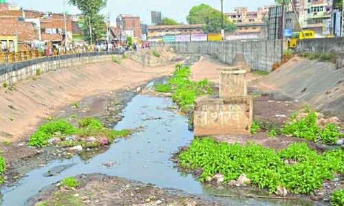 स्वर्ण रेखा नदी को लेकर आमजन में भी है आक्रोश