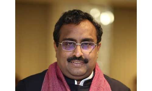 देश की सेनाएं सक्षम, सेना का मनोबल कमजोर कर रहा विपक्ष : राम माधव