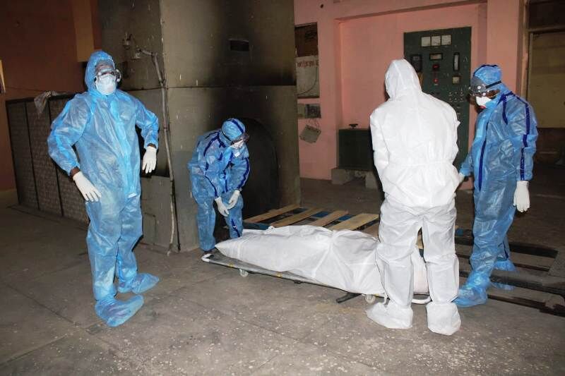 मौत के बाद रिपोर्ट आई पॉजीटिव, पांच लोगों ने तोड़ा दम