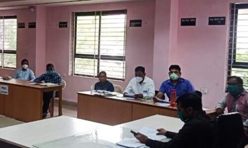 शहरी पथ व्यवसाइयों को पीएम स्वनिधि योजना के तहत ऋण मिलें: कलेक्टर सिंह