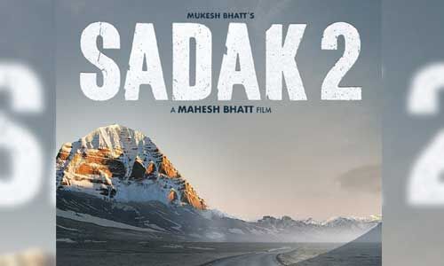 फिल्म सड़क 2, पहली बार पापा महेश भट्ट संग काम कर रही हैं आलिया भट्ट