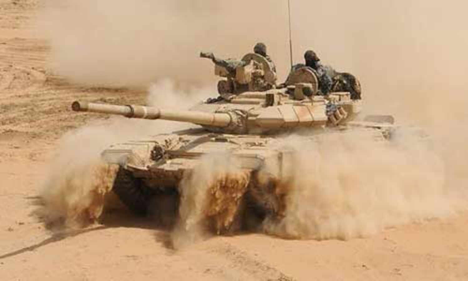 LAC : गलवान घाटी में भारत ने तैनात किए T-90 टैंक