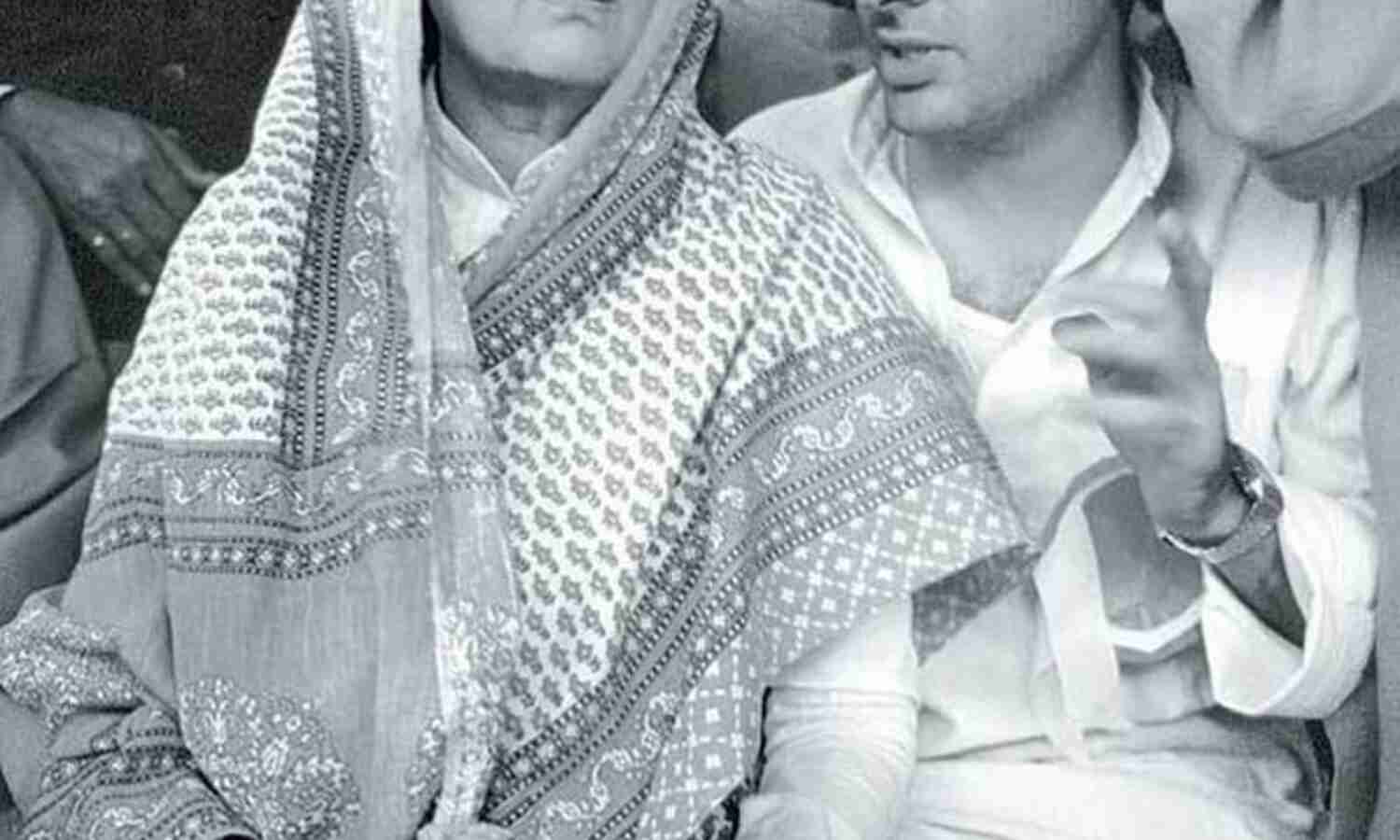 इंदिरा गांधी के जीवन की सबसे बड़ी भूल इमरजेंसी हटाना