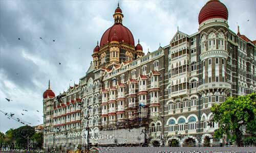 मुंबई में ताज होटल उड़ाने की धमकी, बढ़ाई गई सुरक्षा-व्यवस्था