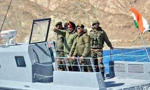 अब पैंगोंग त्सो झील में चीन को टक्कर देने के लिए भारतीय नौसेना को मिलेगी अत्याधुनिक और दमदार बोट