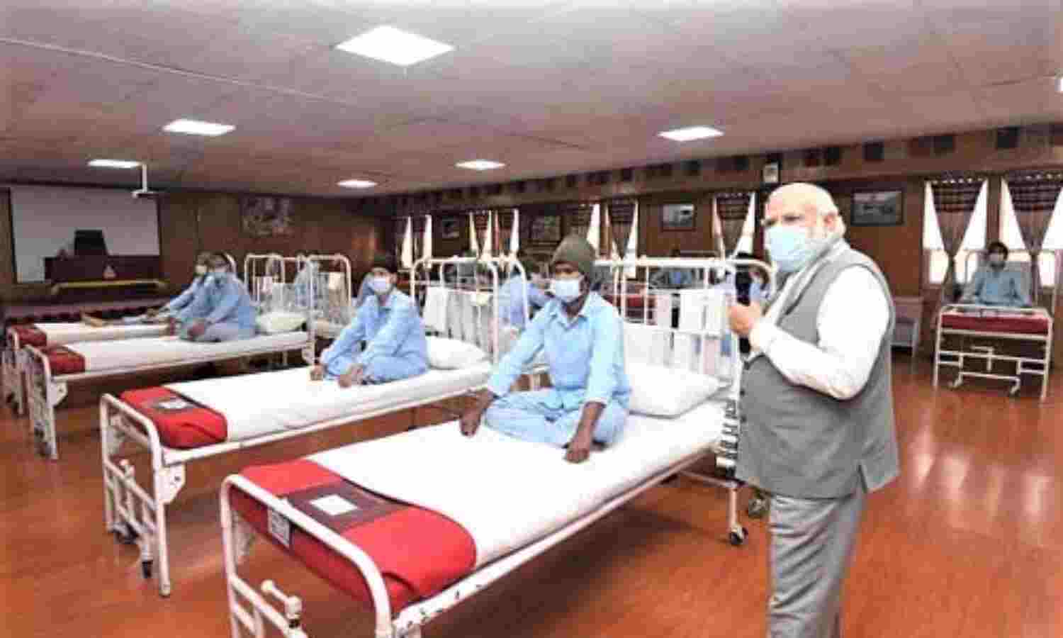 गलवान के घायलों से मिले प्रधानमंत्री, बढ़ाया हौसला