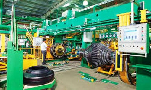 उद्योगों में 90 प्रतिशत उत्पादन शुरू, रात में भी हो रहा है काम उद्योगों में 90 प्रतिशत उत्पादन शुरू, रात में भी हो रहा है काम