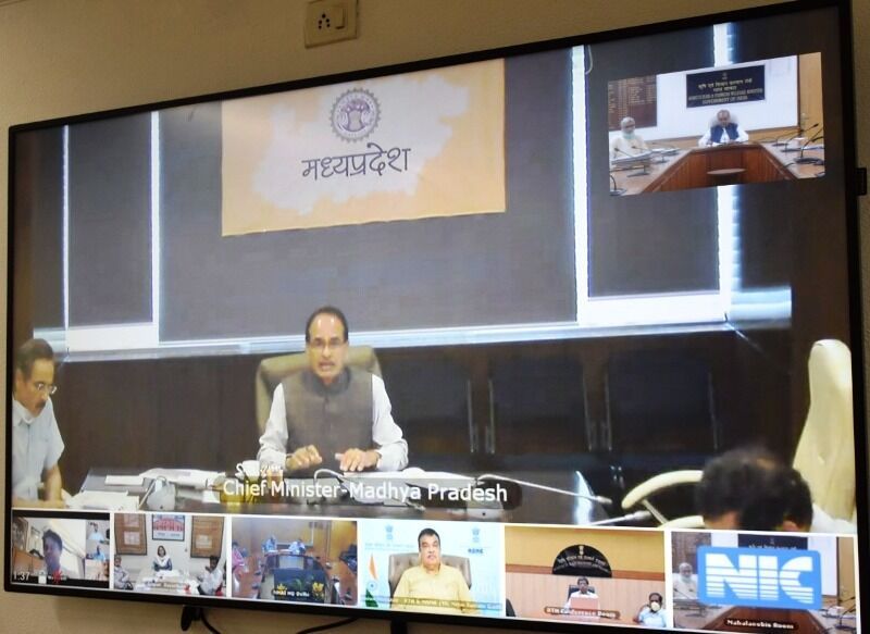 समीक्षा बैठक : 3 राज्यों से जुड़ेगा 404 किलोमीटर लंबा चंबल एक्सप्रेस-वे, स्थापित होंगे उद्योग