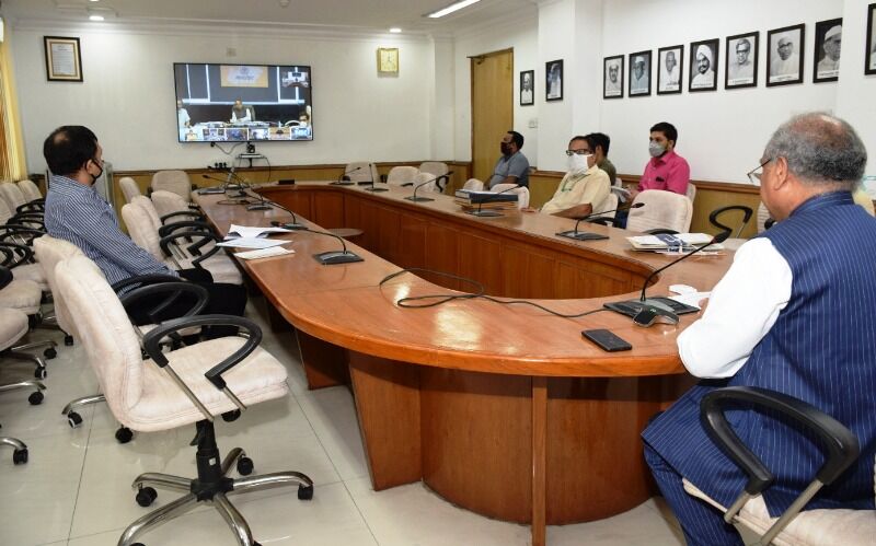 समीक्षा बैठक : 3 राज्यों से जुड़ेगा 404 किलोमीटर लंबा चंबल एक्सप्रेस-वे, स्थापित होंगे उद्योग