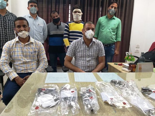 अवैध हथियार बेचने वाले को एसटीएफ ने दबोचा, मुखबिर से मिली थी जानकारी