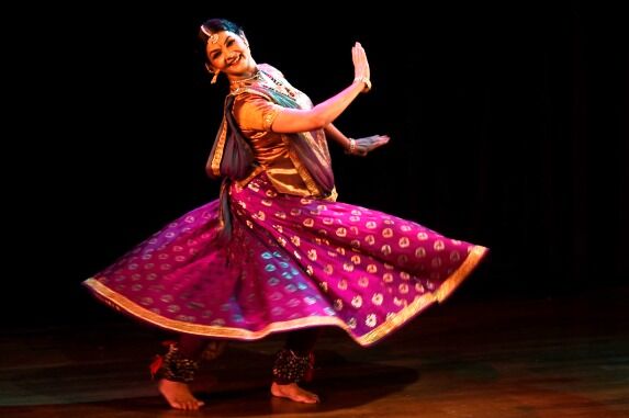 विद्यार्थियों ने जाना नृत्य में कैरियर का अतीत, वर्तमान और भविष्य