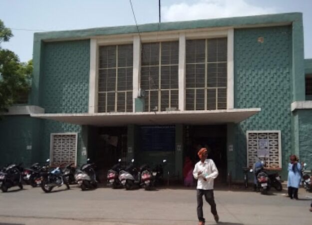 ग्वालियर में कोरोना कहर जारी, पूर्व विधायक व चिकित्सक सहित 69 संक्रमित ग्वालियर में कोरोना कहर जारी, पूर्व विधायक व चिकित्सक सहित 69 संक्रमित